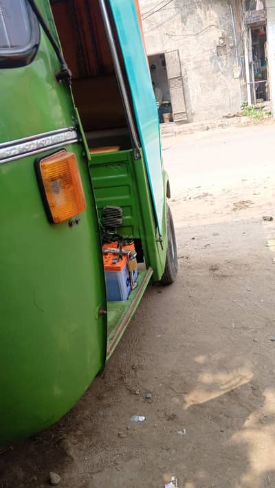03029186326 urgent rikshaw for sell excellent condition ready to drive