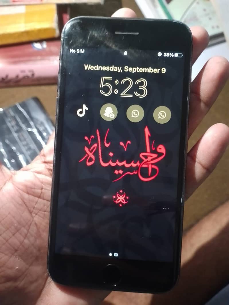 Apple iPhone 8 2