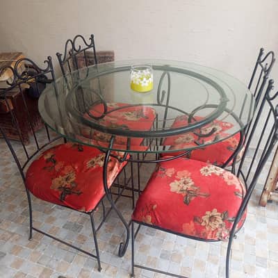 dinning table