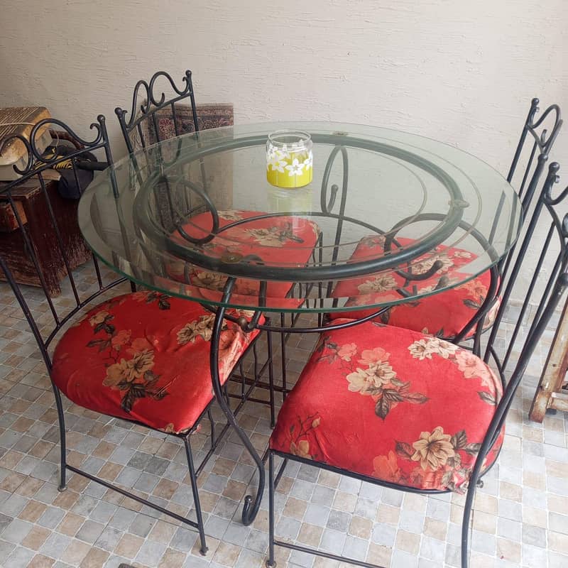 dinning table 0