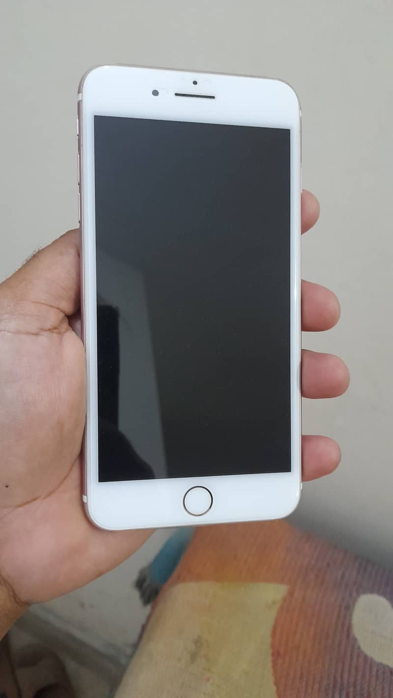 Apple iPhone 7 Plus 6