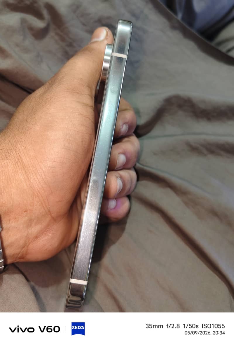 Google Pixel 9 Pro 4