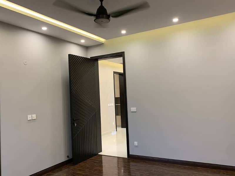 Executive Class 3-Bed Upper Portion DHA Phase 8 6