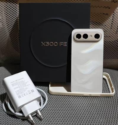Vivo X300 FE