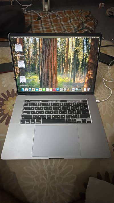 MacBook Pro 2019 16 Inch