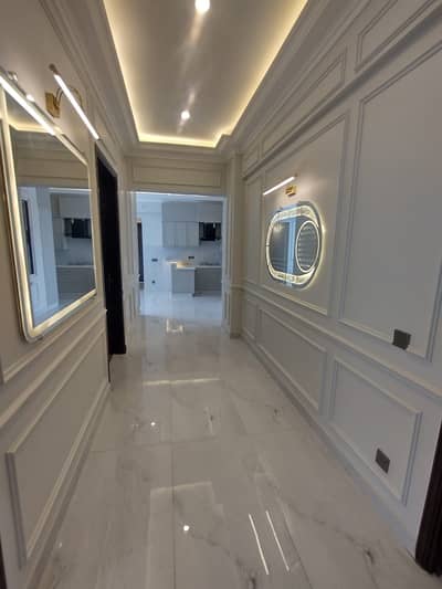 MOST LUXURIOUS FULL FLOOR APPARTMENT FOR RENT IN DHA PHASE 8,MURTAZA COMMERCIAL.