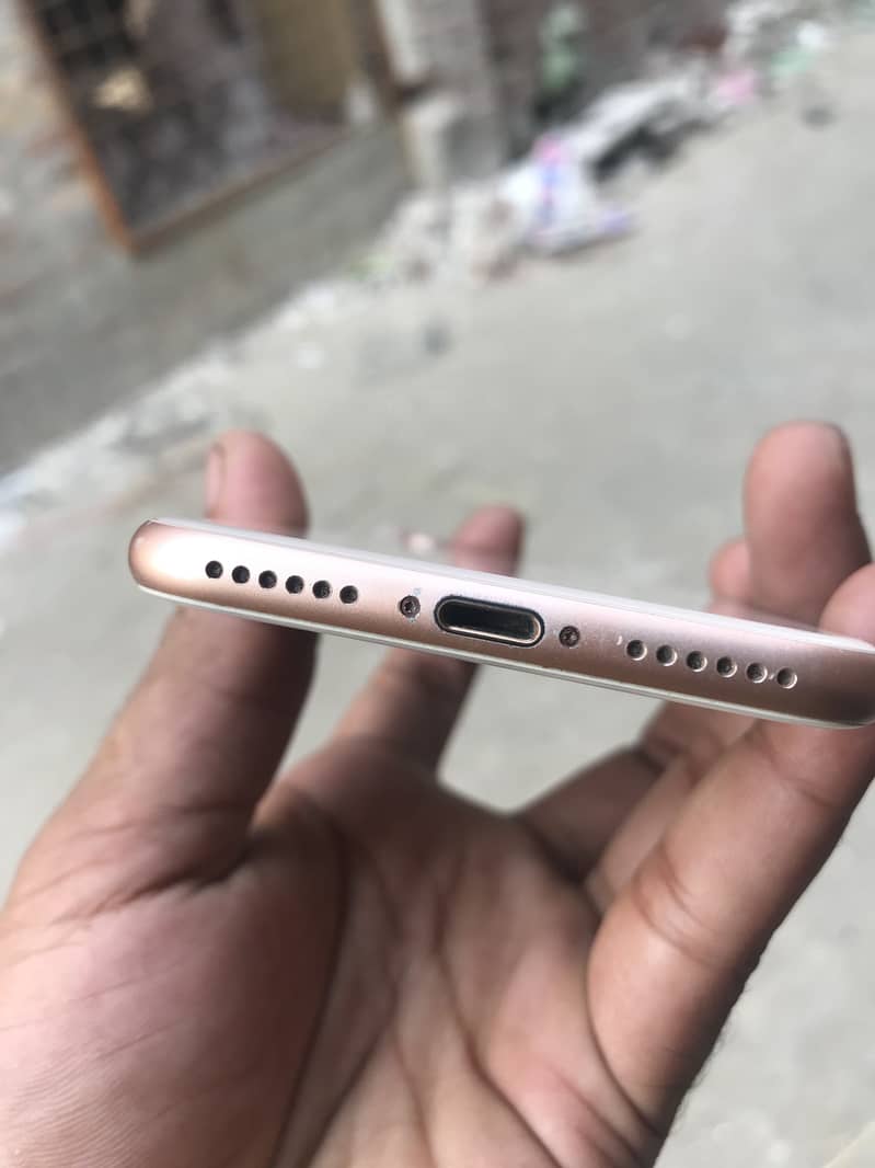 iPhone 8 2