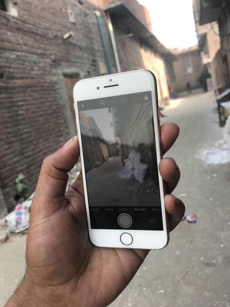 iPhone 8 9