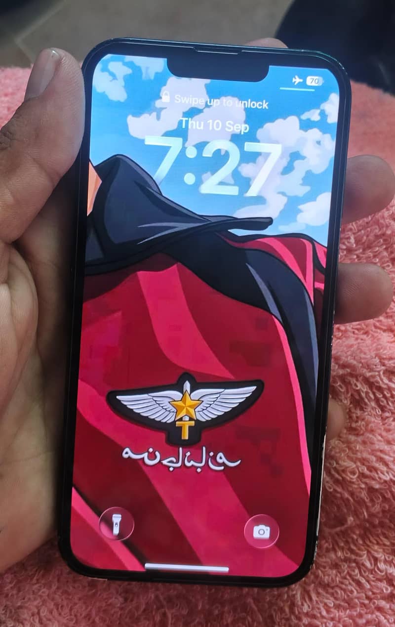 Apple iPhone 13 0