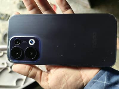 OPPO Reno13