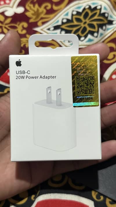 Iphone 20W power adopter new box pack