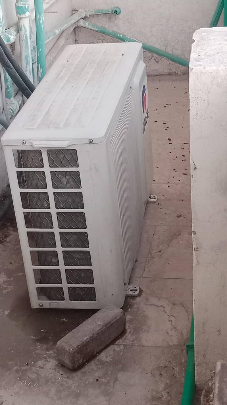 One Ton Split AC 1
