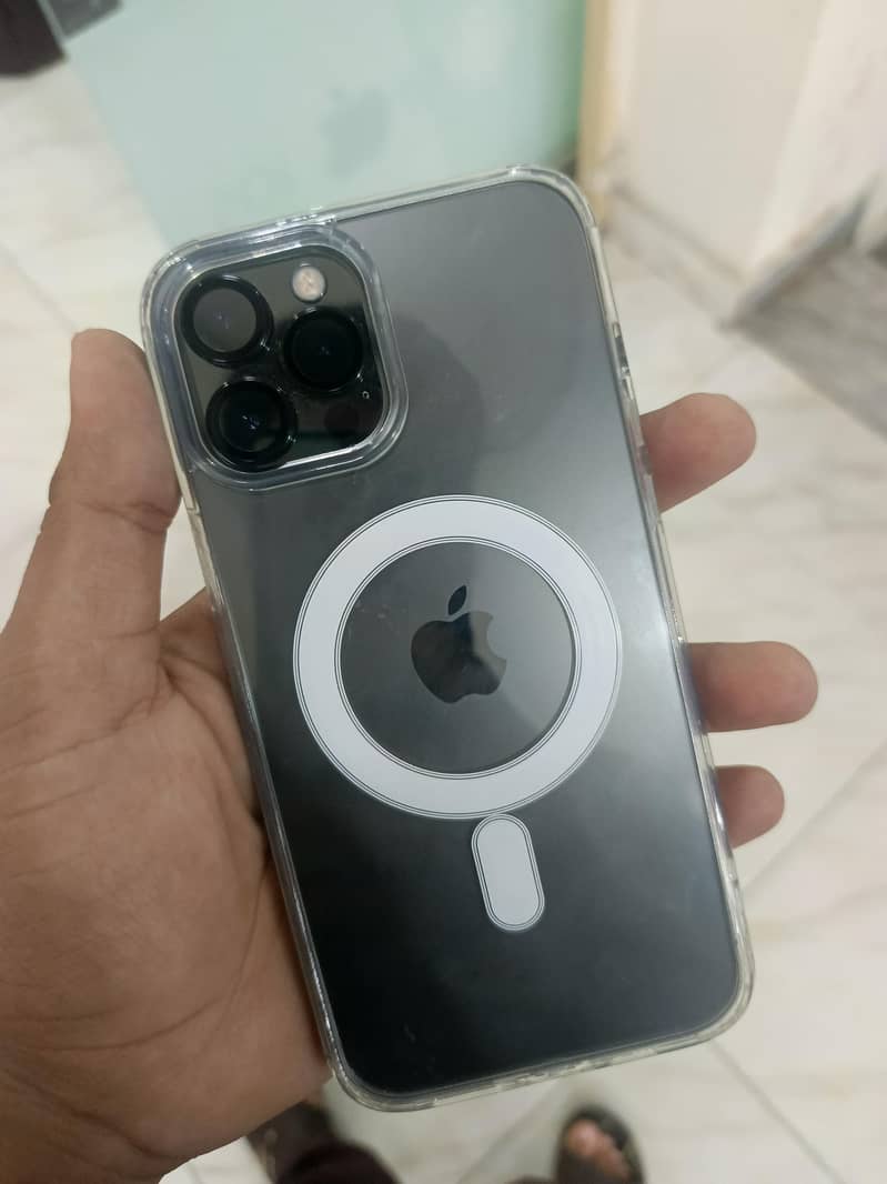 Apple iPhone 12 Pro Max 1