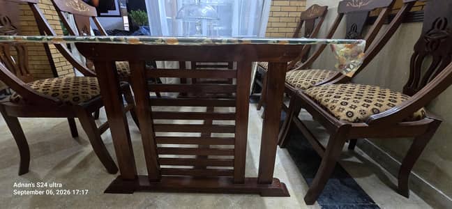 Wooden Dinning Table