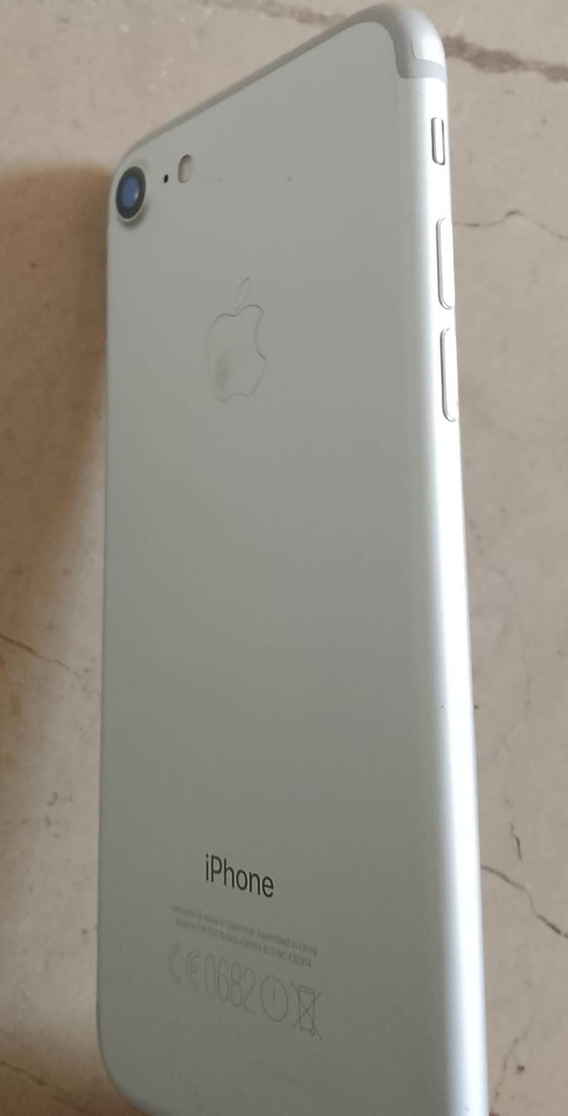 Apple iPhone 7 4