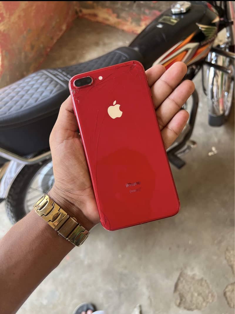 Apple iPhone 8 Plus 0