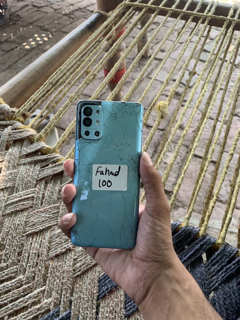 One Plus 9R 0