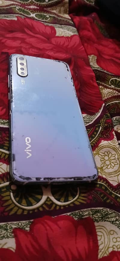 Vivo S1