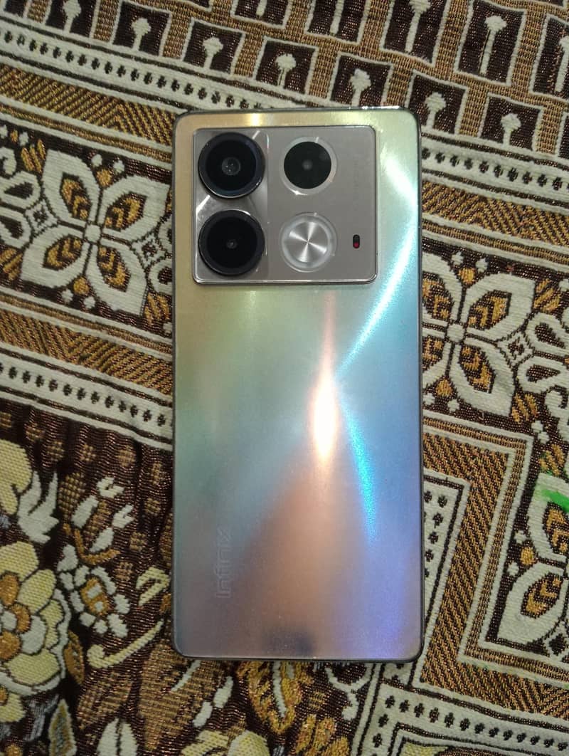 Infinix Note 40 1