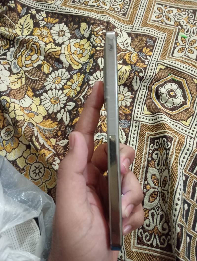 Infinix Note 40 3