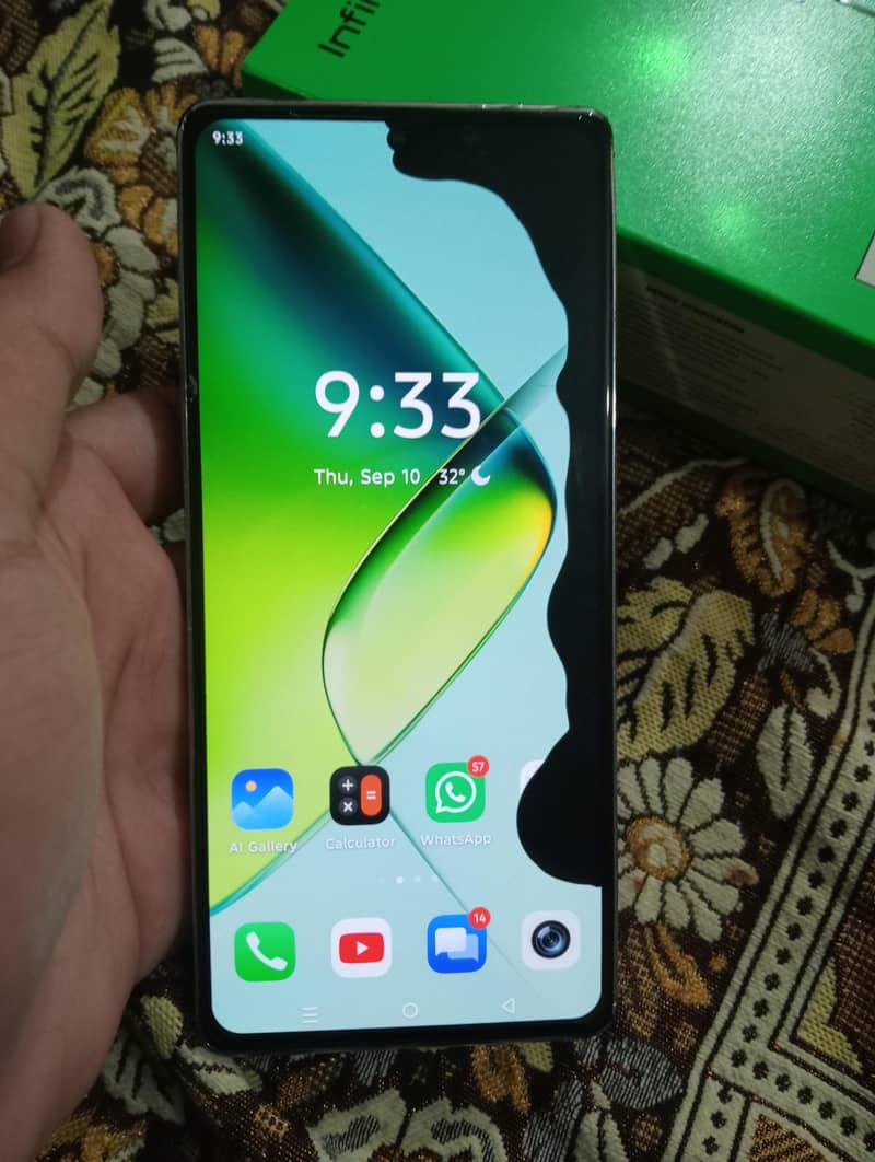 Infinix Note 40 6