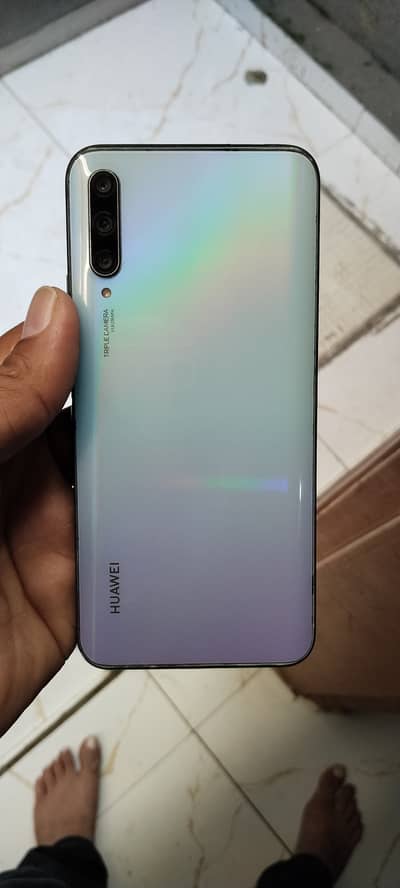 Huawei Y9s