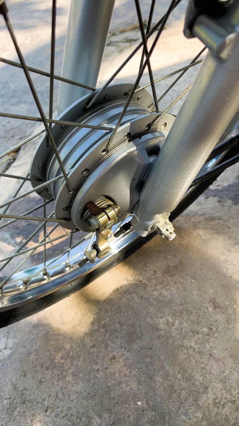 Motorcycle CD70 2