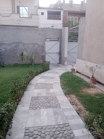 Single Storey House Is For Sale