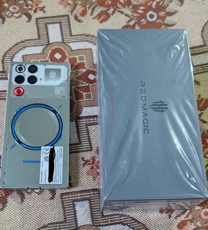 Red magic 11 PRO + 1