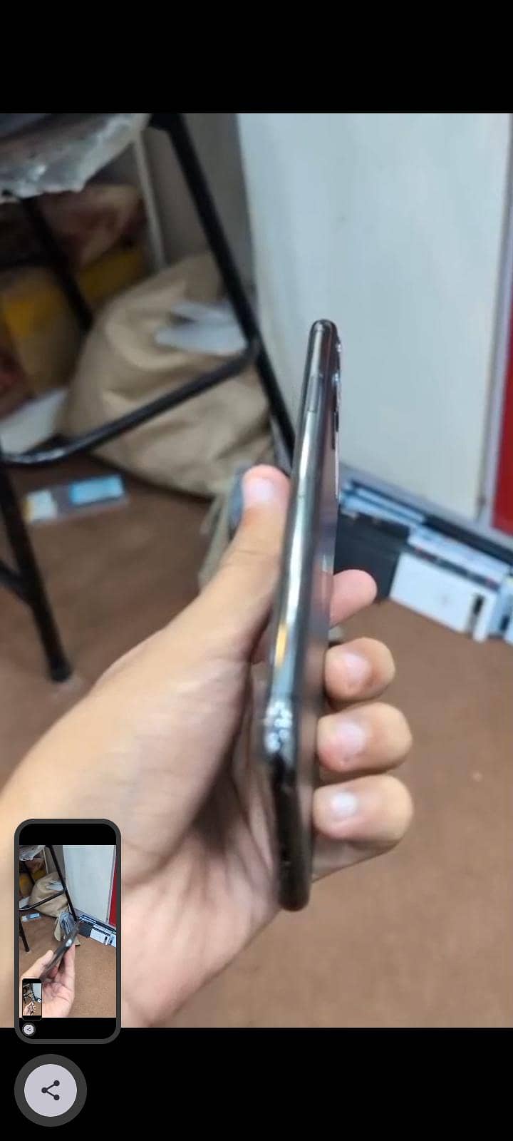 Apple iPhone 11 Pro Max 4