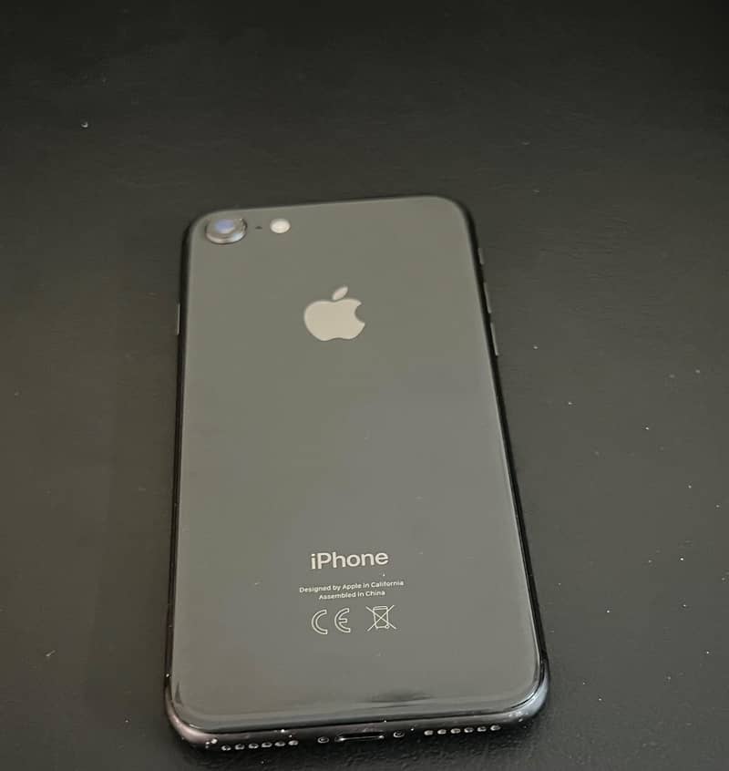 Apple iPhone 8 2
