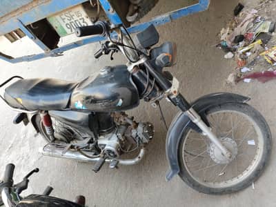 Cd 70 Ann Bike f4 urgent Sale