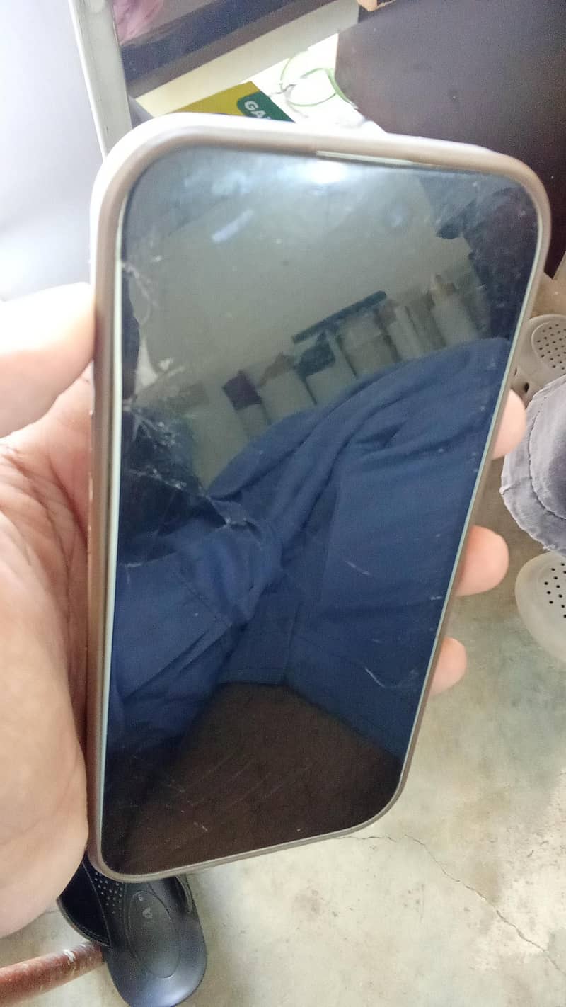 Apple iPhone 15 2