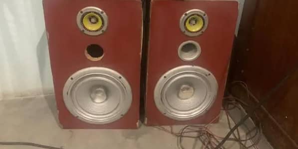 8 inch speaker for sale. . all ok