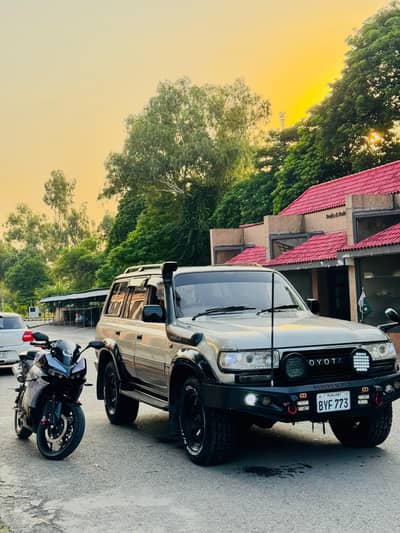 Toyota Land Cruiser 1992