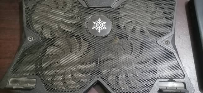 Laptop Cooling Pad with 4 fans