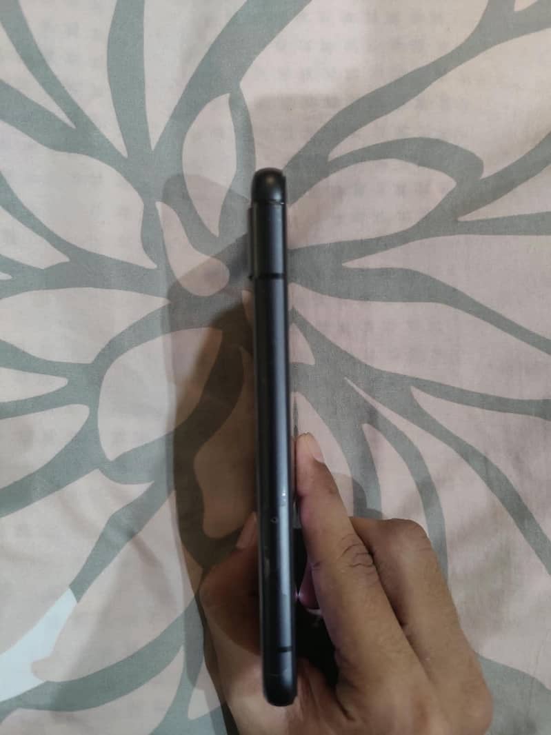 Google Pixel 8a 1