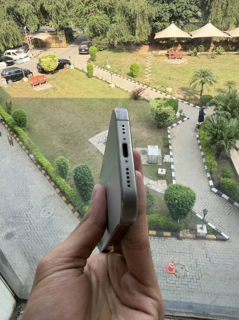 iPhone 15 Pro 256 5
