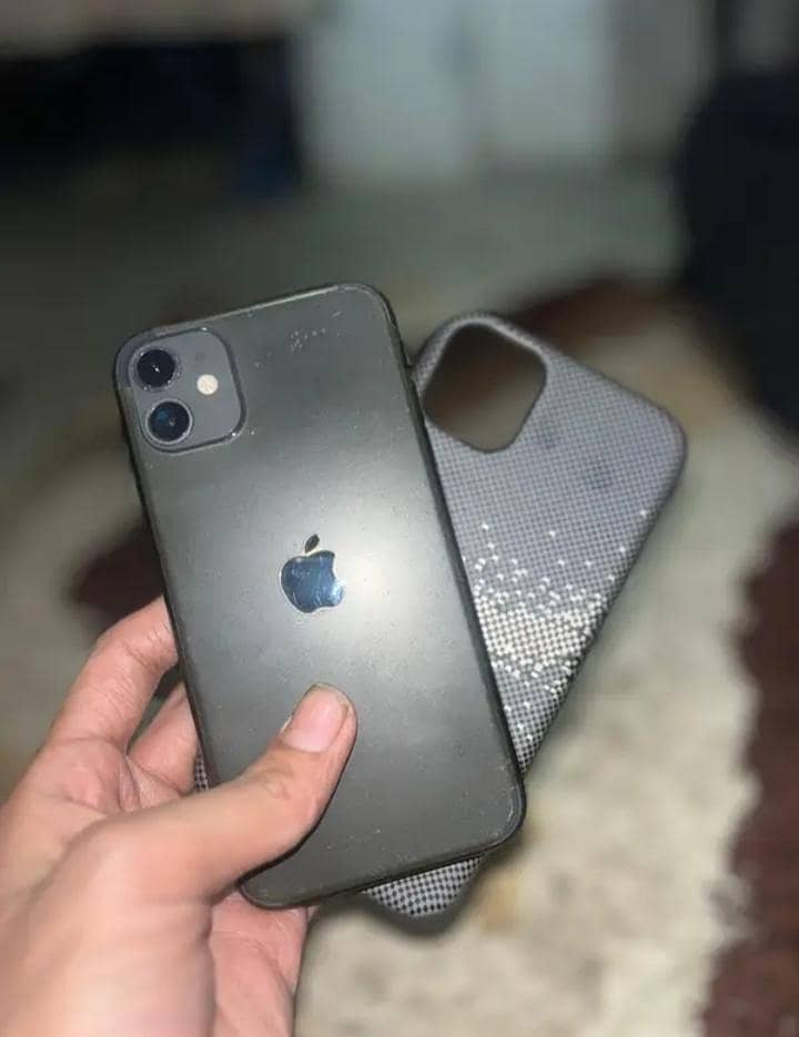 Apple iPhone 11 0