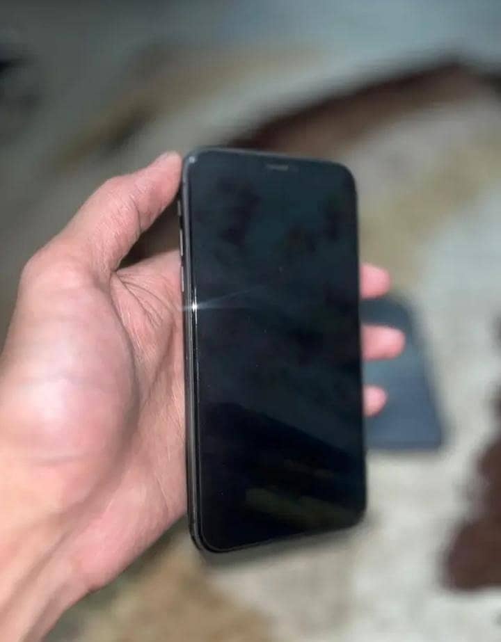 Apple iPhone 11 1