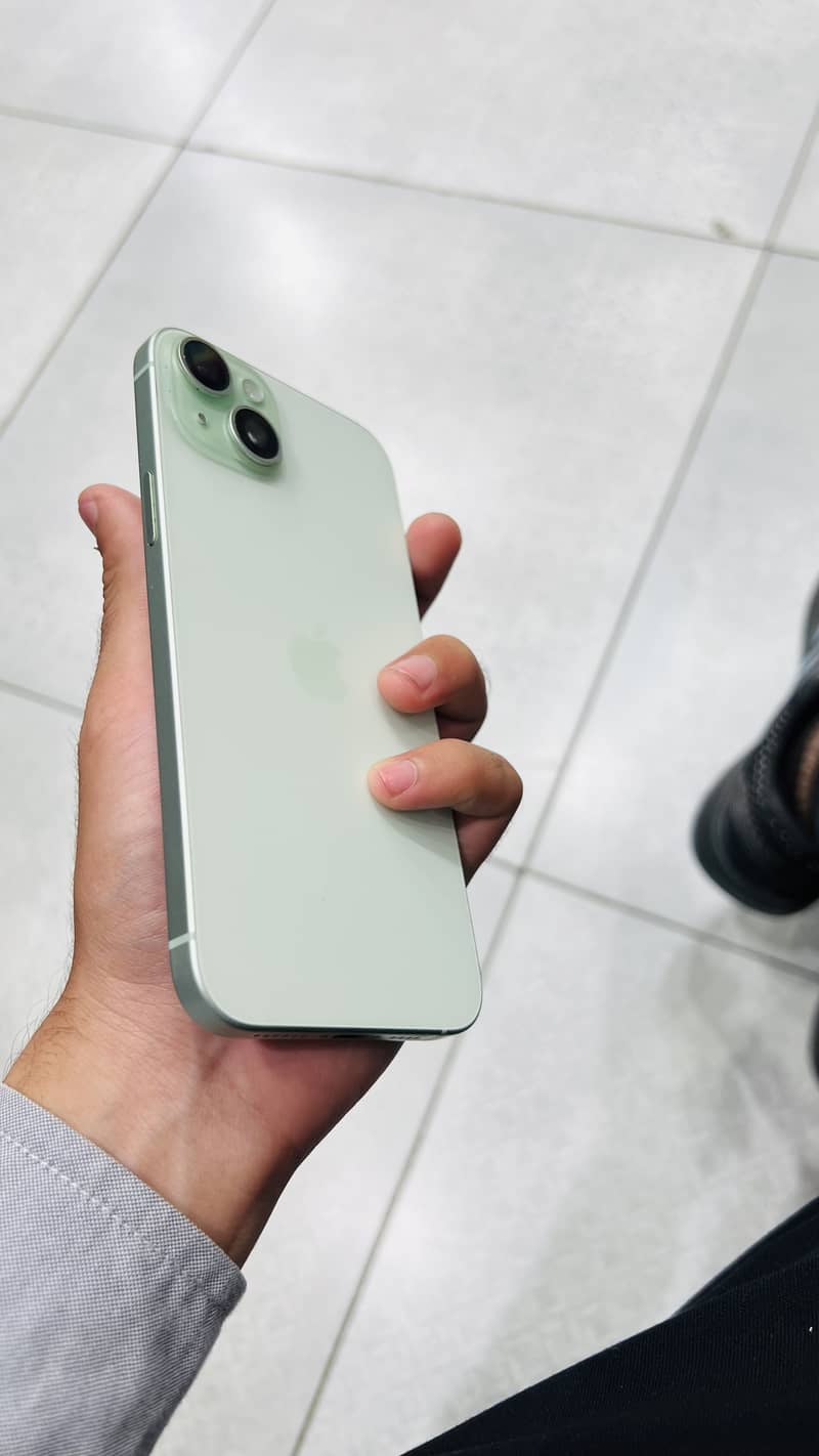 Iphone 15 plus MDM 1
