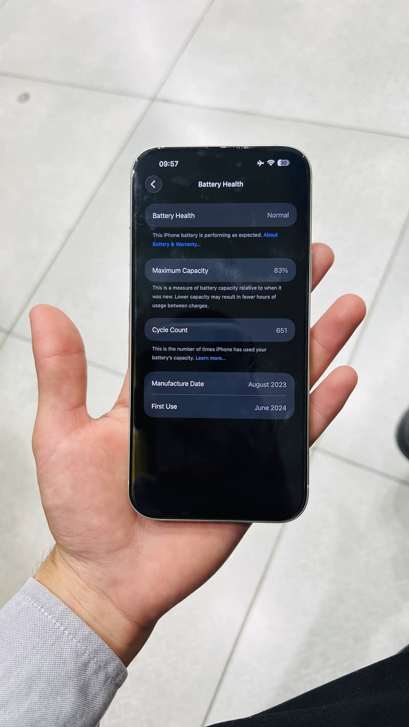 Iphone 15 plus MDM 8