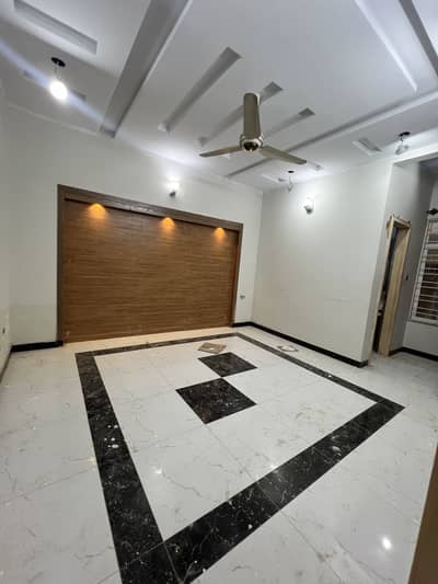 35*70 Ground Portion Available For Rent In G-13 Islamabad
