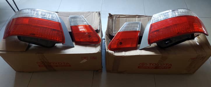Toyota Premio orignal japanese back lights in mint condition