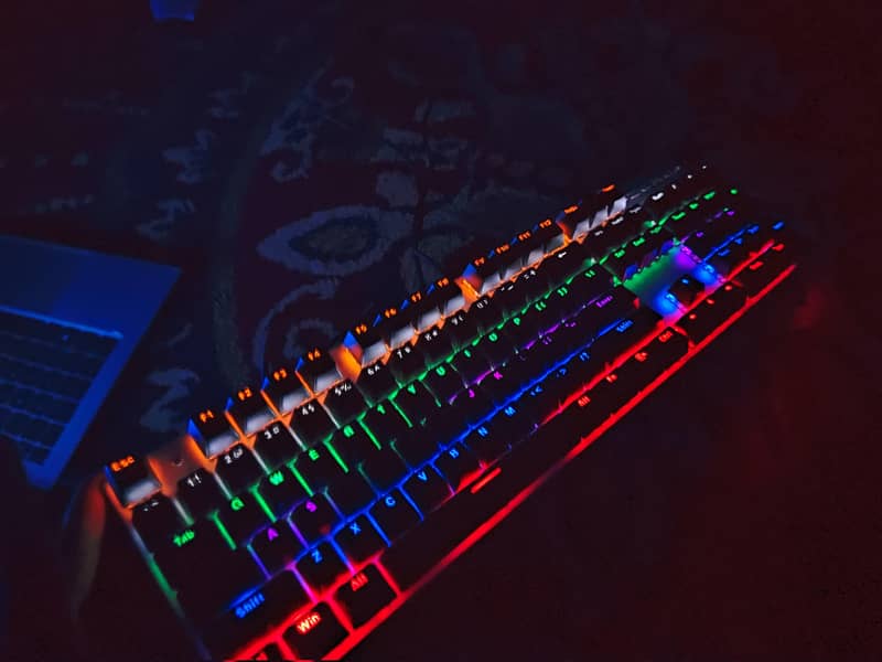 zero mechanical keyboard lightning 0
