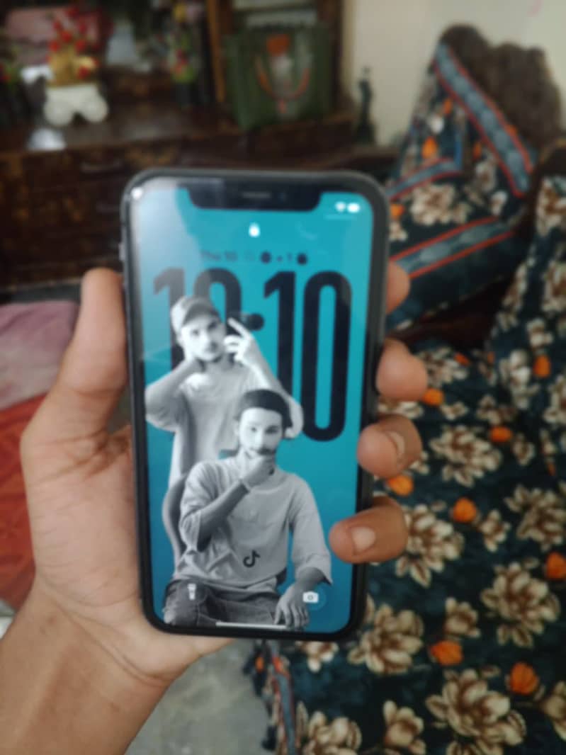 Apple iPhone 11 1