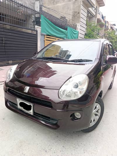 Toyota Passo Hana. 0332 5-2-7-8-9-2-7