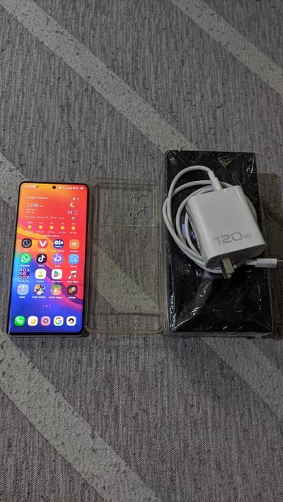 12GB 512GB Dule Official PTA approve Full Box