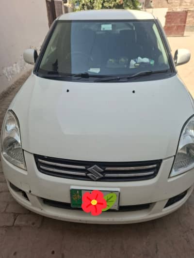 Suzuki Swift DLX Automatic 1.3 2011