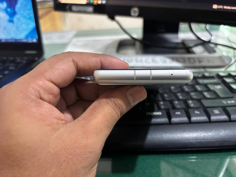 Google Pixel 7a 7